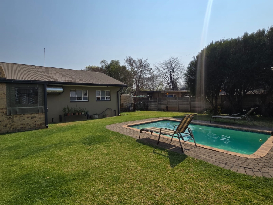 4 Bedroom Property for Sale in Parys Free State